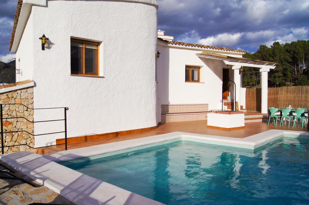 Vila La Senia Jalón Exteriér fotografie